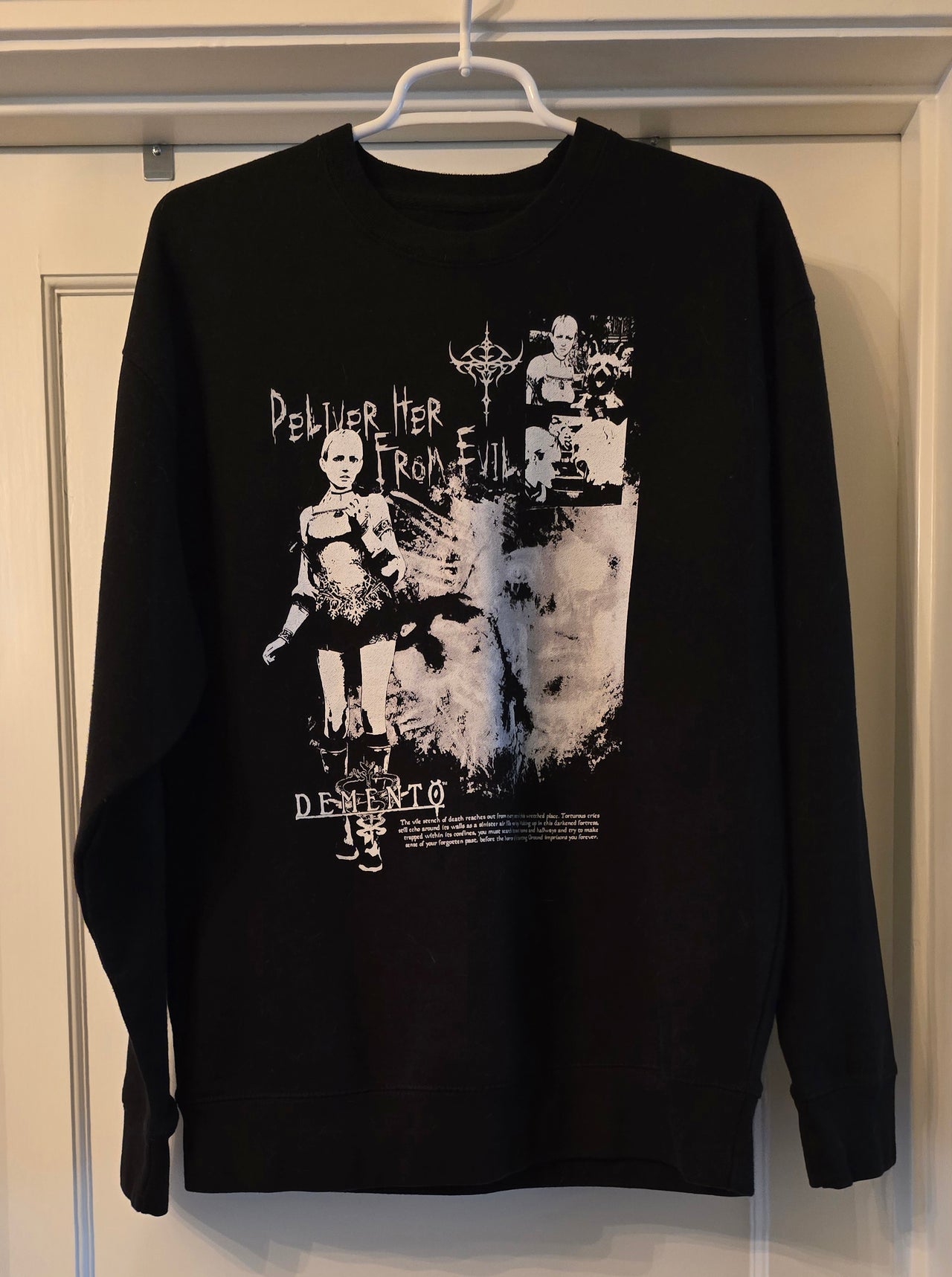 zmc limited sweatshirt  L